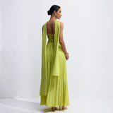 Vestido Largo Plisado con Capa