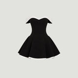 Vestido Corto Hombros Descubiertos Ajustado