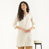 Vestido Corto Escote V Manga Tres Cuartos