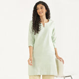 Vestido Corto Escote V Manga Tres Cuartos