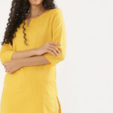 Vestido Corto Escote V Manga Tres Cuartos