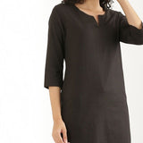 Vestido Corto Escote V Manga Tres Cuartos