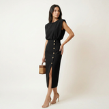 Vestido Midi Hombros Estructurados Botonadura Dorada